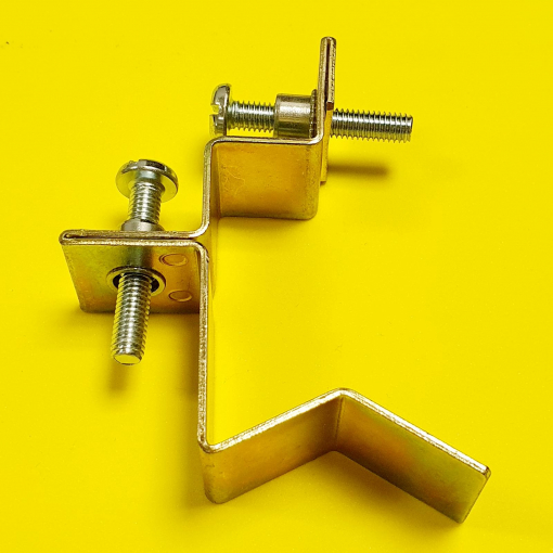 External Stabiliser Clip, Complete with Fixings Image 1