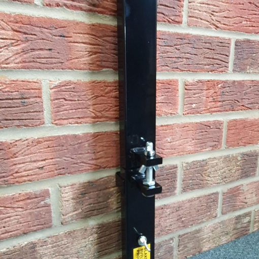 Intermediate Profiles 2.0M, BLACK Edition, Complete with Fixings (1 Pair)